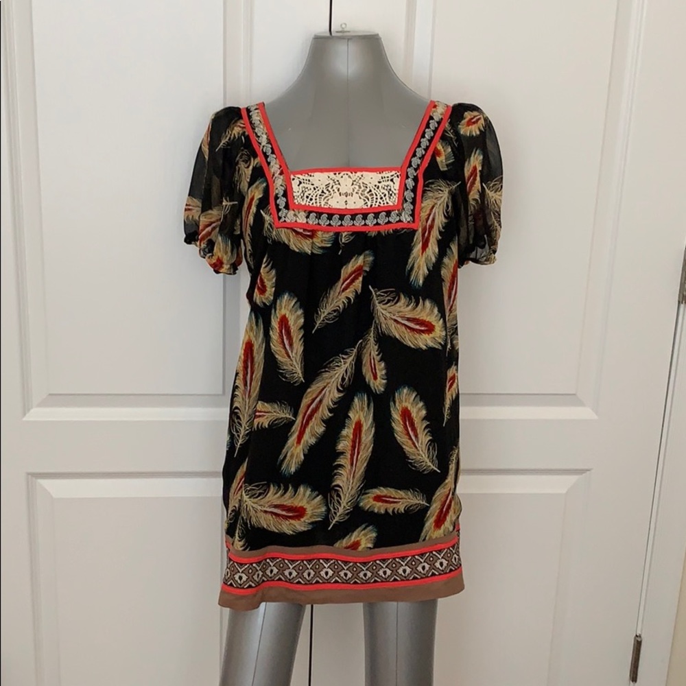 CUTE feather print dress